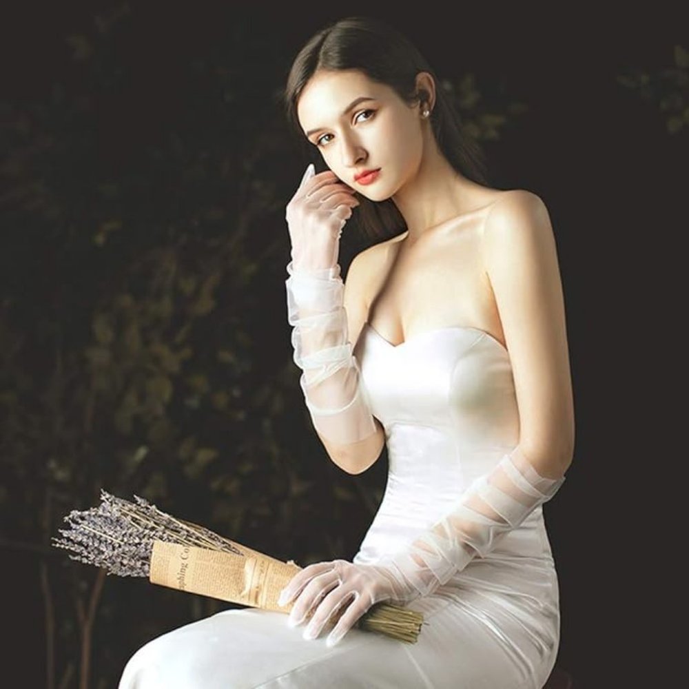 Sheer Tulle Wedding Gloves 🤍
